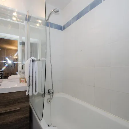 Apartment Bel 4 Pers, 2 Chambres, Sud, Parking Inclus - Fr-1-343-155 *